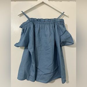 BNWT cold shoulder top